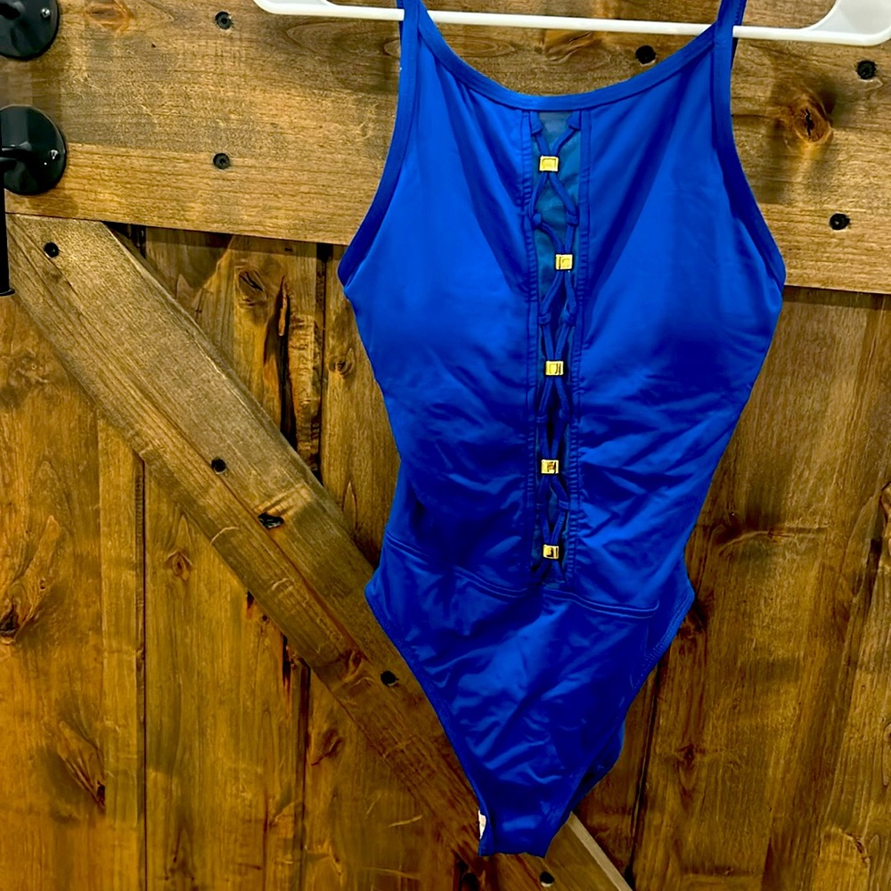 NWOT… La Blanca Bright Blue One Piece Swimsuit/ sz 6